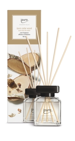 gdc-ipuro-essentials-cedar-wood-100ml-flasche-frontal-mit-uv-01_857x1600.jpg