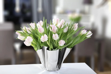 105006_MARGEAUX_Vase_mood.jpg