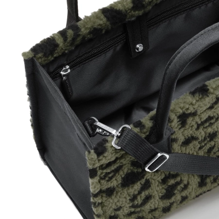 GN5055_daily-shopper-XS_teddy-leo-olive_reisenthel_D_03.jpg