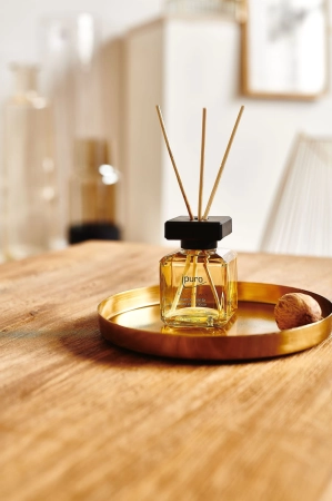 gdc-ipuro-essentials-soft-vanilla-50ml-ifc1007-ambiente-02_1066x1600.jpg