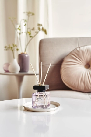 gdc-ipuro-essentials-lavender-touch-50ml-ifc1010-ambiente-02_1066x1600.jpg