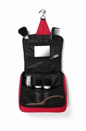 WH3004_toiletbag_red_reisenthel_Web_FA_02.jpg