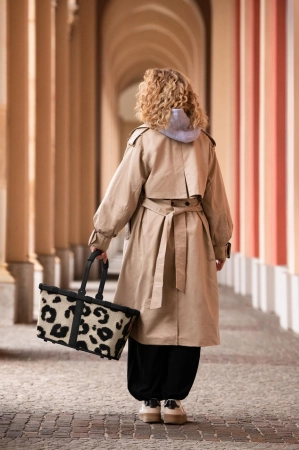 RBK6071_carrybag_teddy-leo-cream_reisenthel_PE_08.jpg