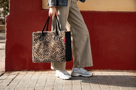 RDN6072_daily-shopper_leo-fake-fur_reisenthel_PE_16.jpg